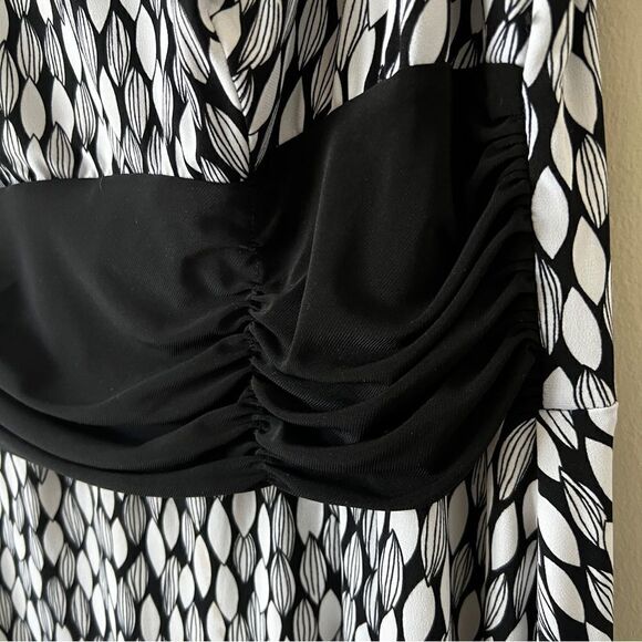 Perceptions Black White Sleeveless Stretch Maxi Dress Size 16W - Picture 6 of 7